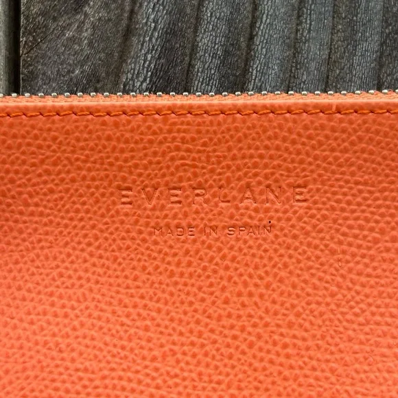 Everlane The Leather Zip Pouch Clutch Orange - Picture 4 of 15